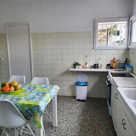 Casa Ferrer - Casa Grande De Ambiente Familiar En Llanca, Cerca De La Playa Y Del Puerto.. - Es-228-64 Holiday home *