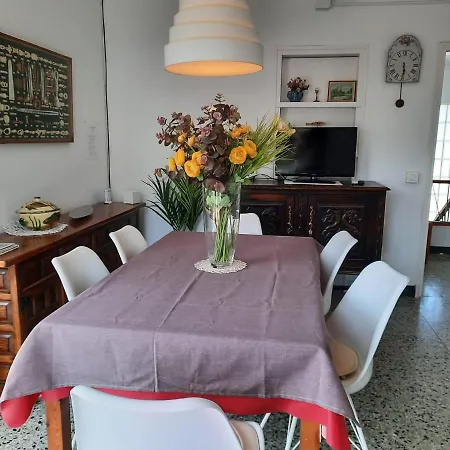 Casa Ferrer - Casa Grande De Ambiente Familiar En Llanca, Cerca De La Playa Y Del Puerto.. - Es-228-64 Semesterbostad *