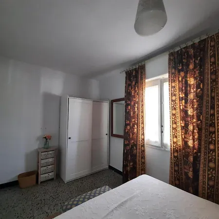 Casa Ferrer - Casa Grande De Ambiente Familiar En Llanca, Cerca De La Playa Y Del Puerto.. - Es-228-64 *