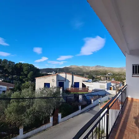 Semesterbostad Casa Ferrer - Casa Grande De Ambiente Familiar En Llanca, Cerca De La Playa Y Del Puerto.. - Es-228-64 *